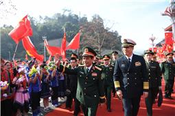Chung tay gìn giữ tình hữu nghị, đoàn kết giữa hai nước láng giềng Việt Nam-Trung Quốc